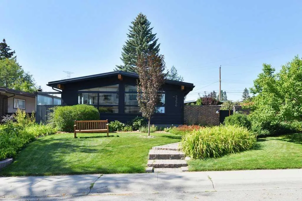 2256 Longridge Drive SW