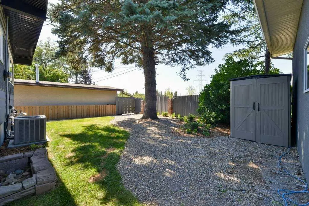 2256 Longridge Drive SW