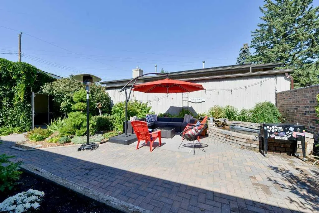 2256 Longridge Drive SW
