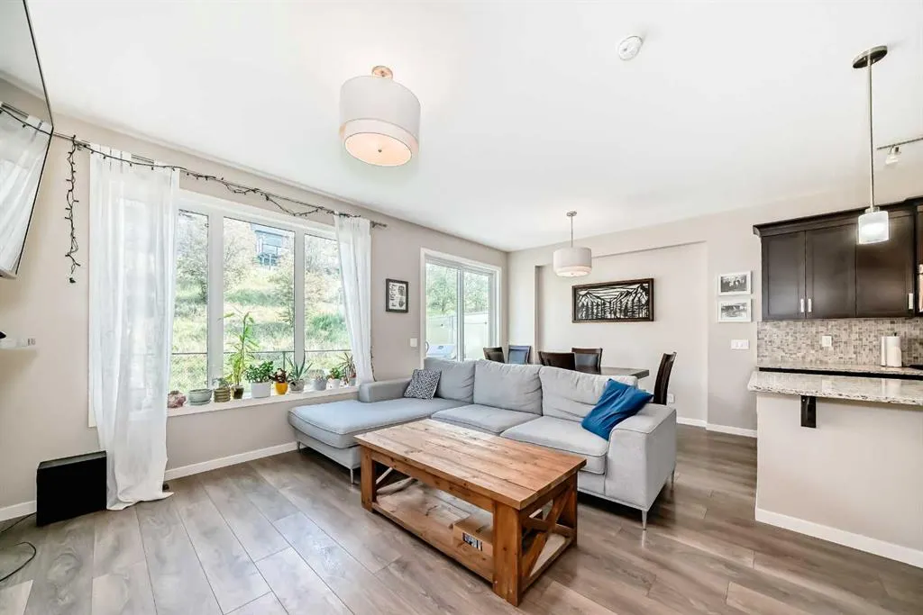 219 Sunset Point