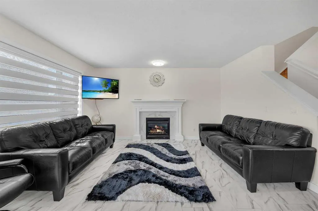 143 Taralake Way NE