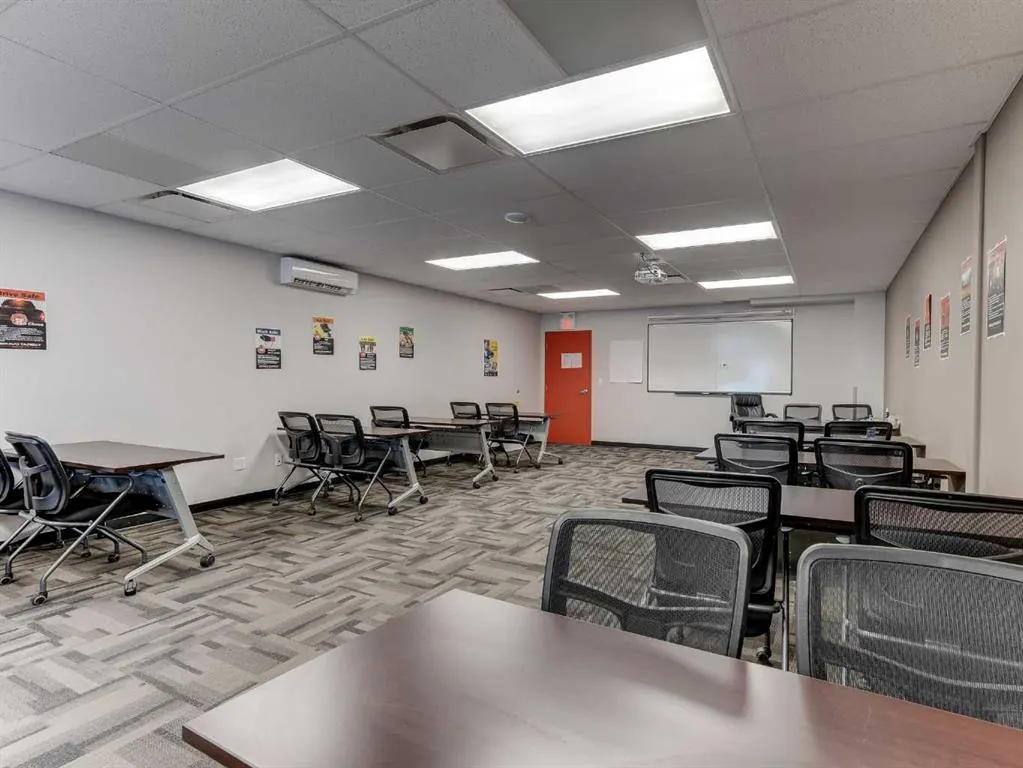 5531 70 Avenue, #2nd Floor
