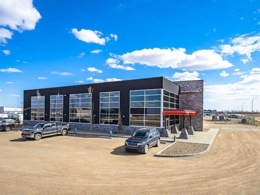 5531 70 Avenue, #2nd Floor