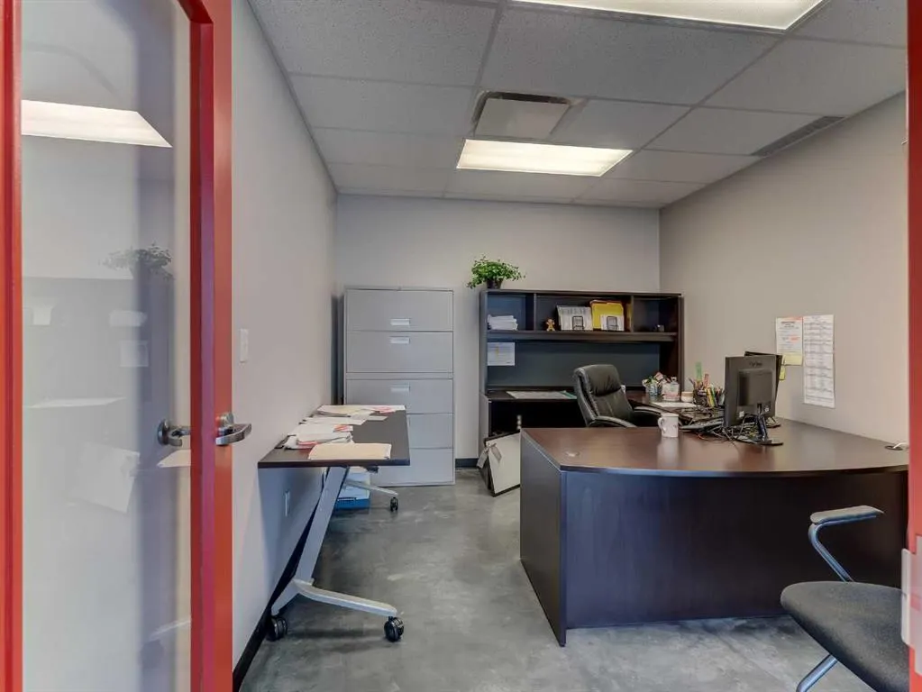 5531 70 Avenue, #2nd Floor