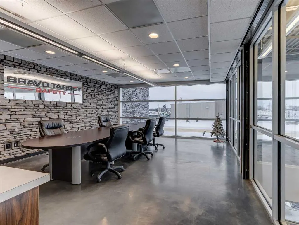 5531 70 Avenue, #2nd Floor