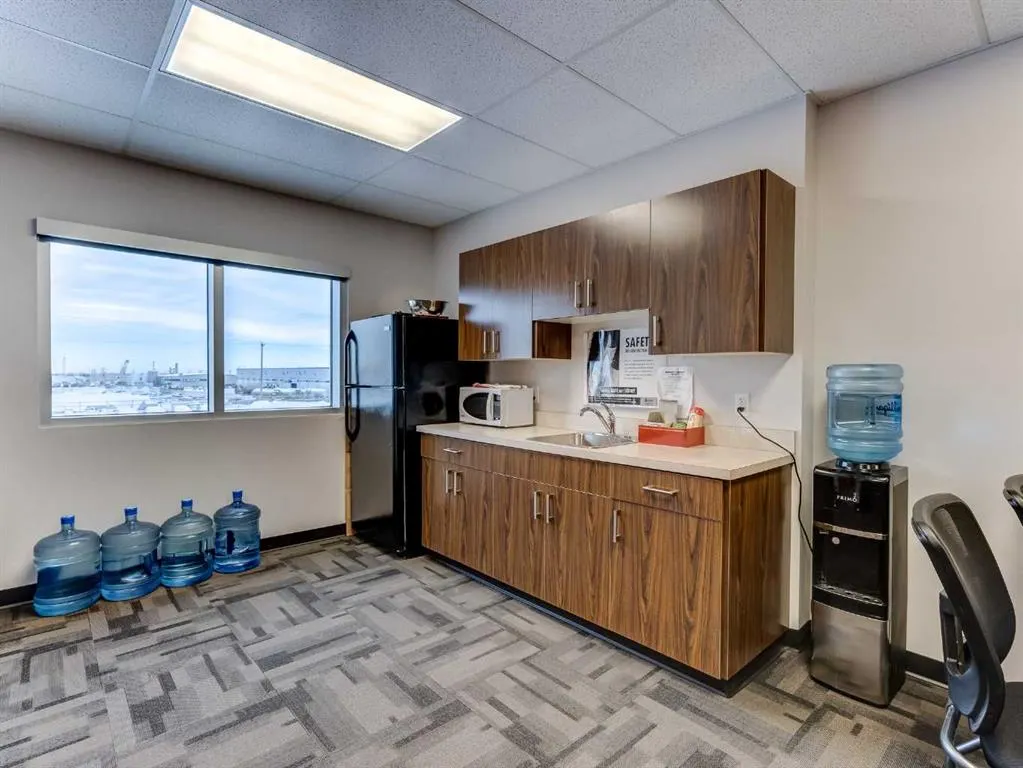 5531 70 Avenue, #2nd Floor