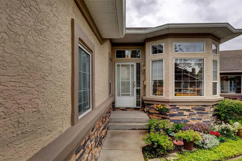 62 Mt Mckenzie Villas SE
