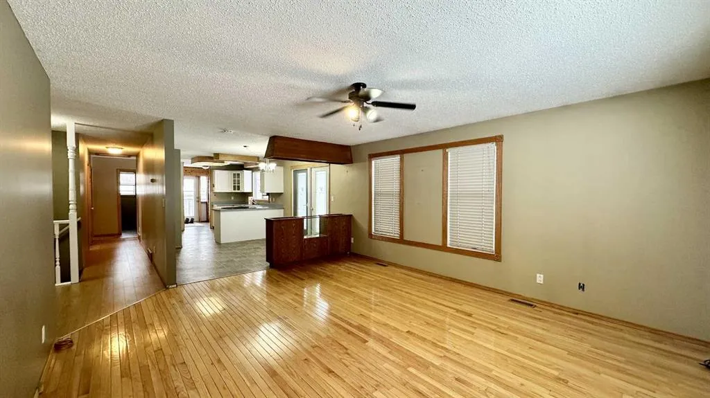 60037 Township Road 725