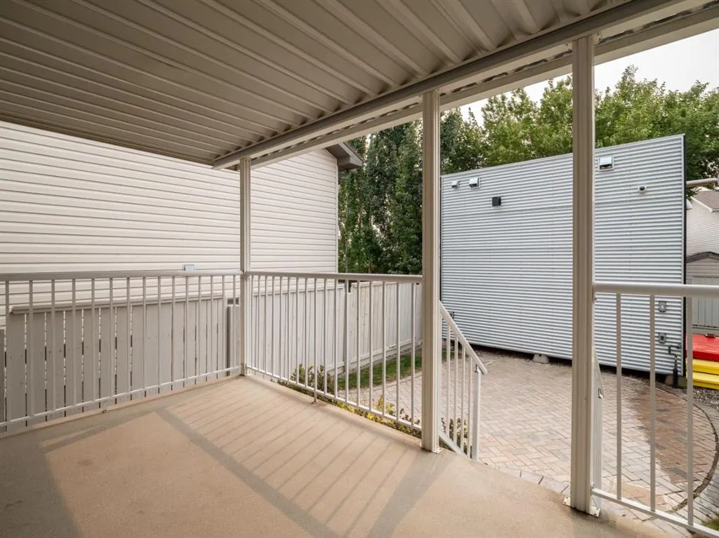 347 Squamish Court W