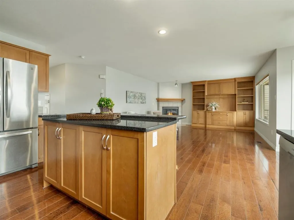 347 Squamish Court W