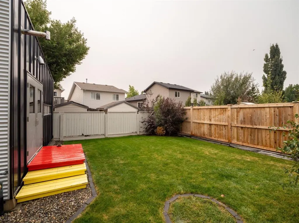 347 Squamish Court W