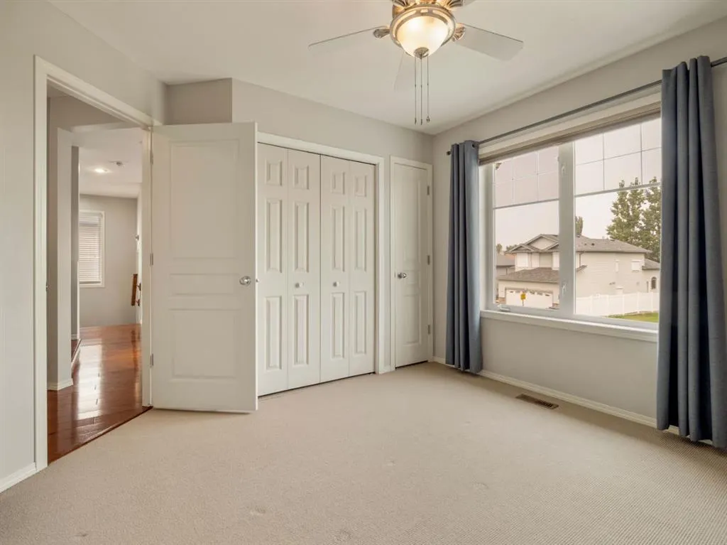 347 Squamish Court W