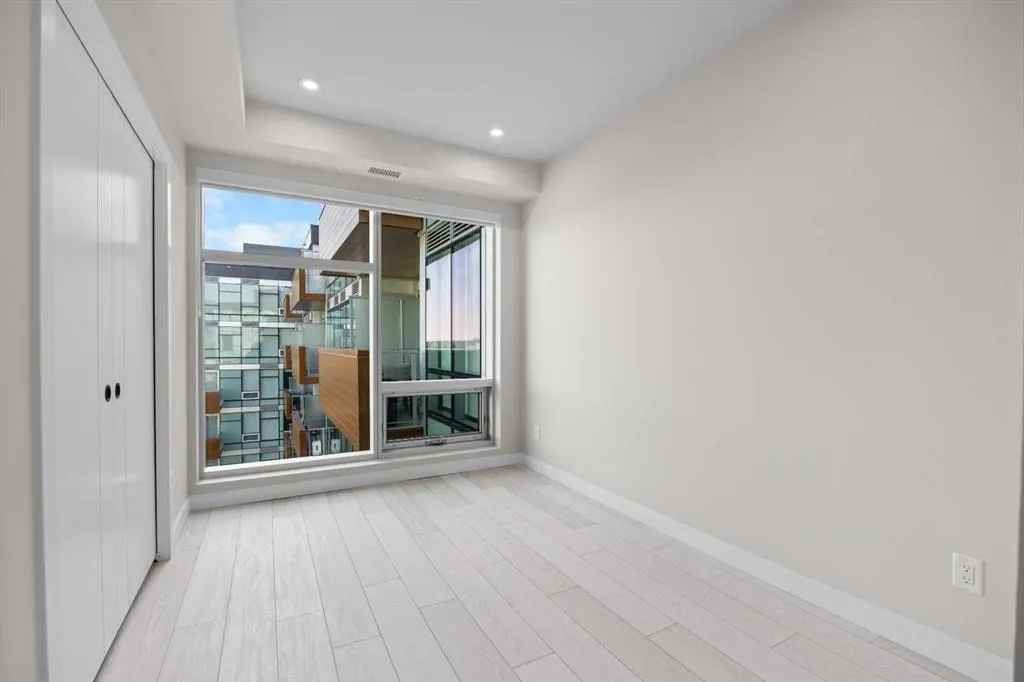 110 18A Street NW, #701