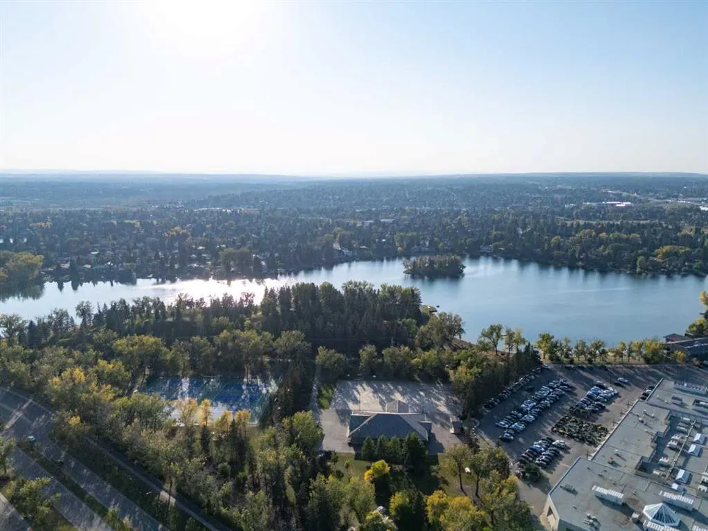1275 Lake Sundance Crescent SE