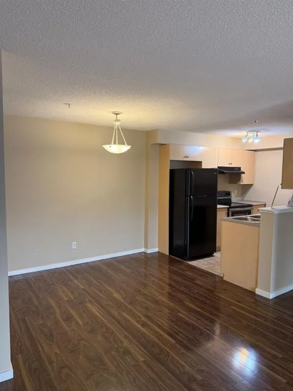 8 Bridlecrest Drive SW, #1215