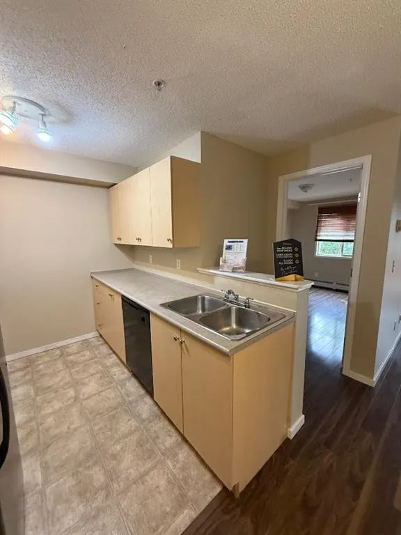 8 Bridlecrest Drive SW, #1215