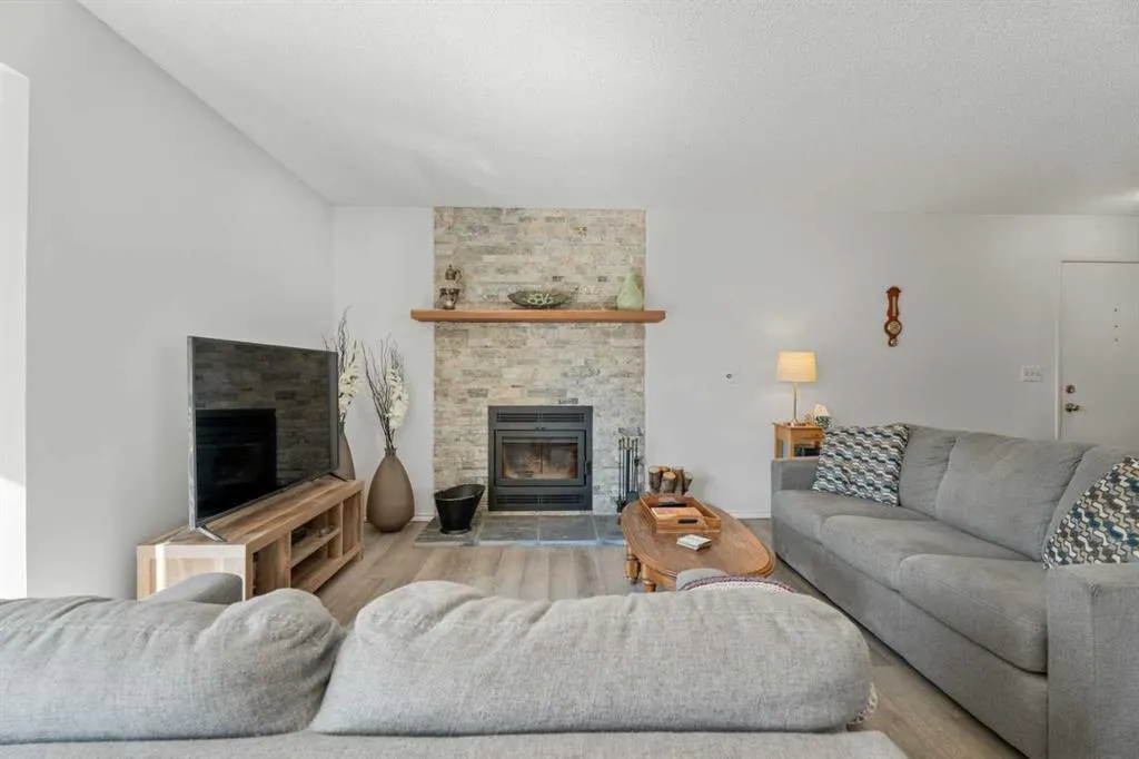 103 Thorson Place