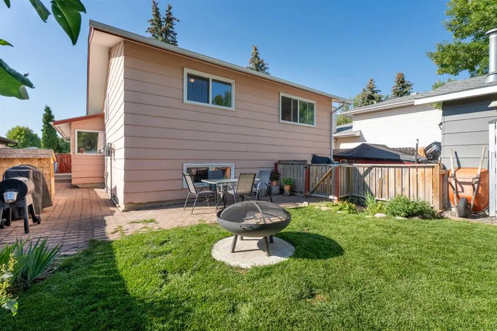 103 Thorson Place
