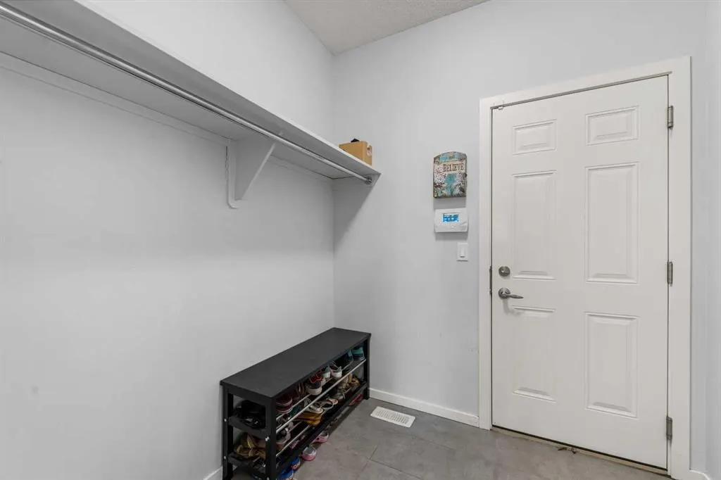 220 Walgrove Heath SE