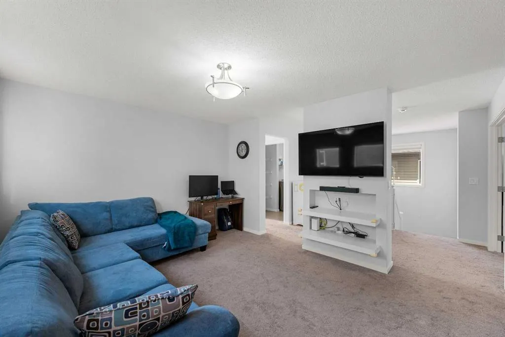 220 Walgrove Heath SE