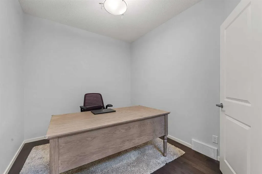 220 Walgrove Heath SE