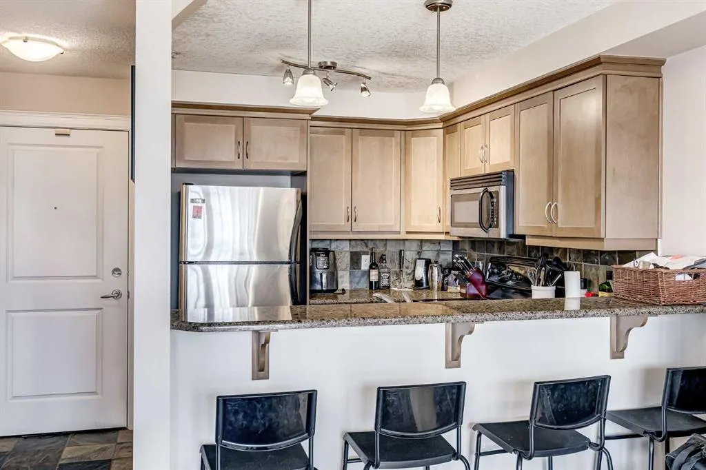 725 4 Street NE, #304