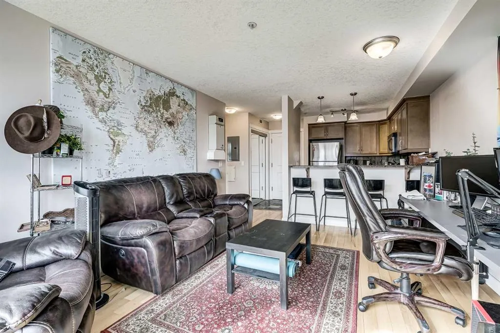 725 4 Street NE, #304