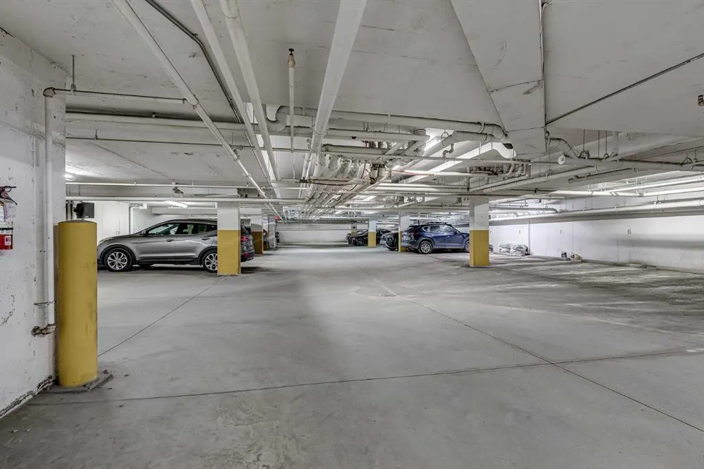 725 4 Street NE, #304