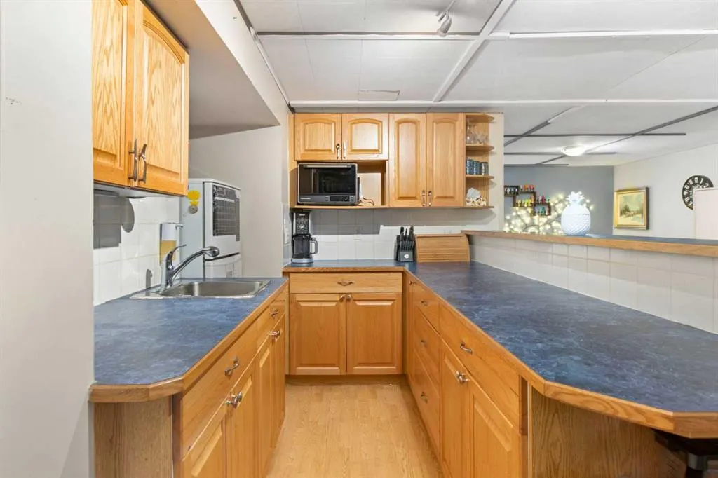 4147 Maryvale Drive NE