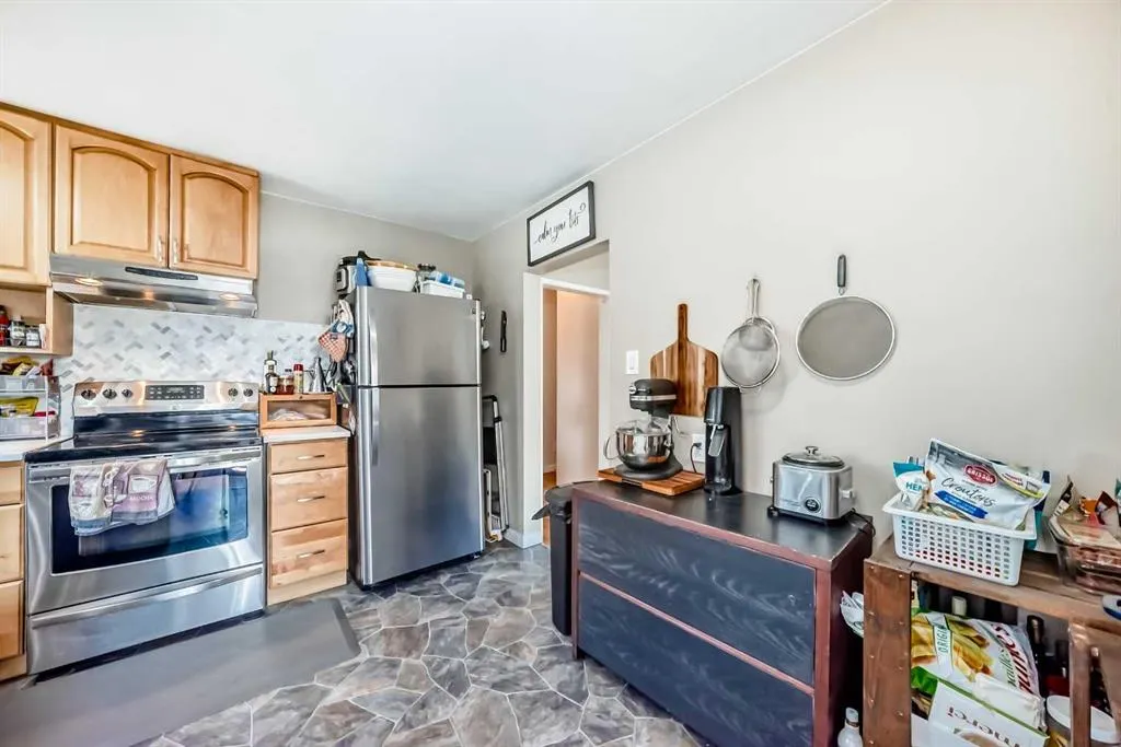 1611 Radisson Drive SE