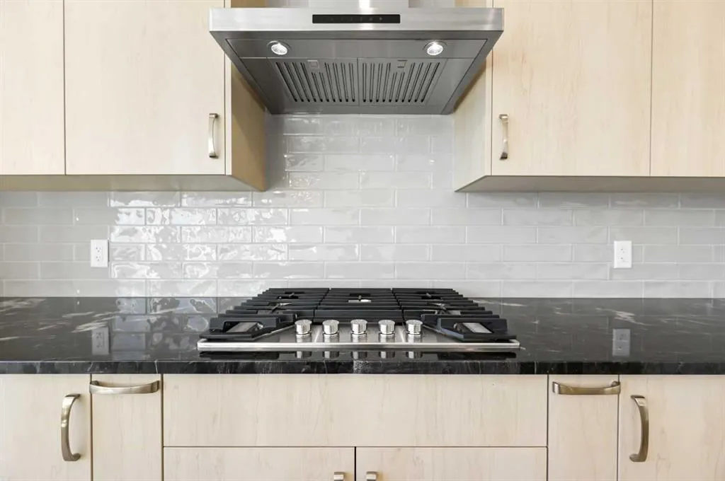 232 Belmont Park SW