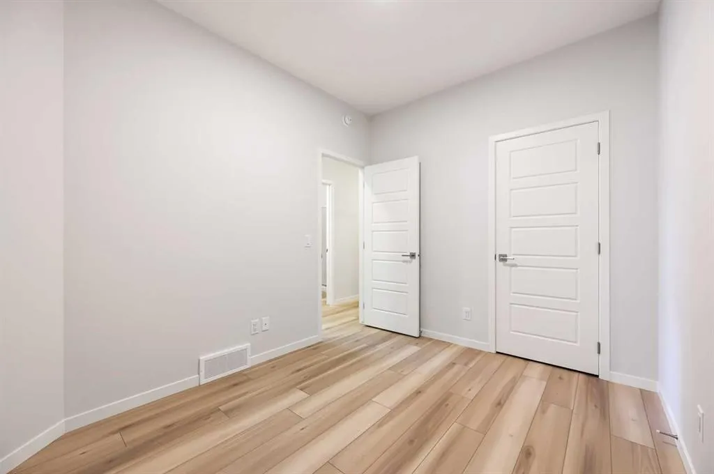 232 Belmont Park SW