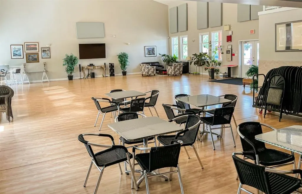 10046 Township Road 422, #127