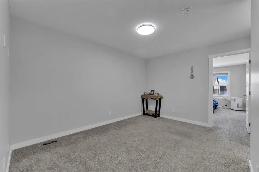 67 Corner Glen Gardens NE