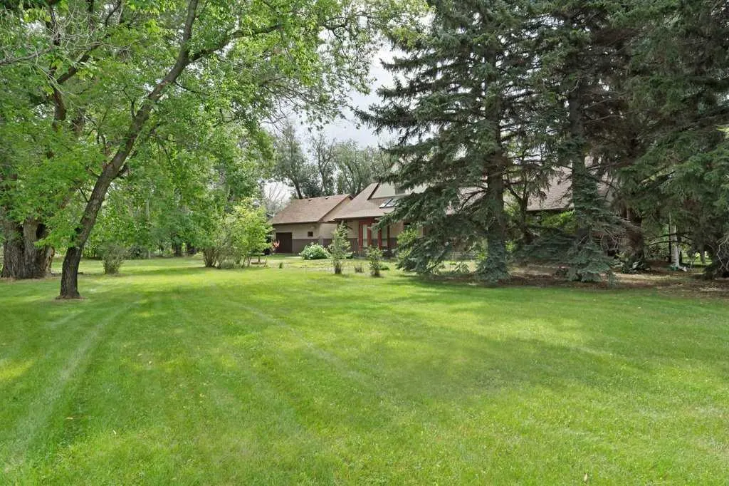 1024 Cassils Road W
