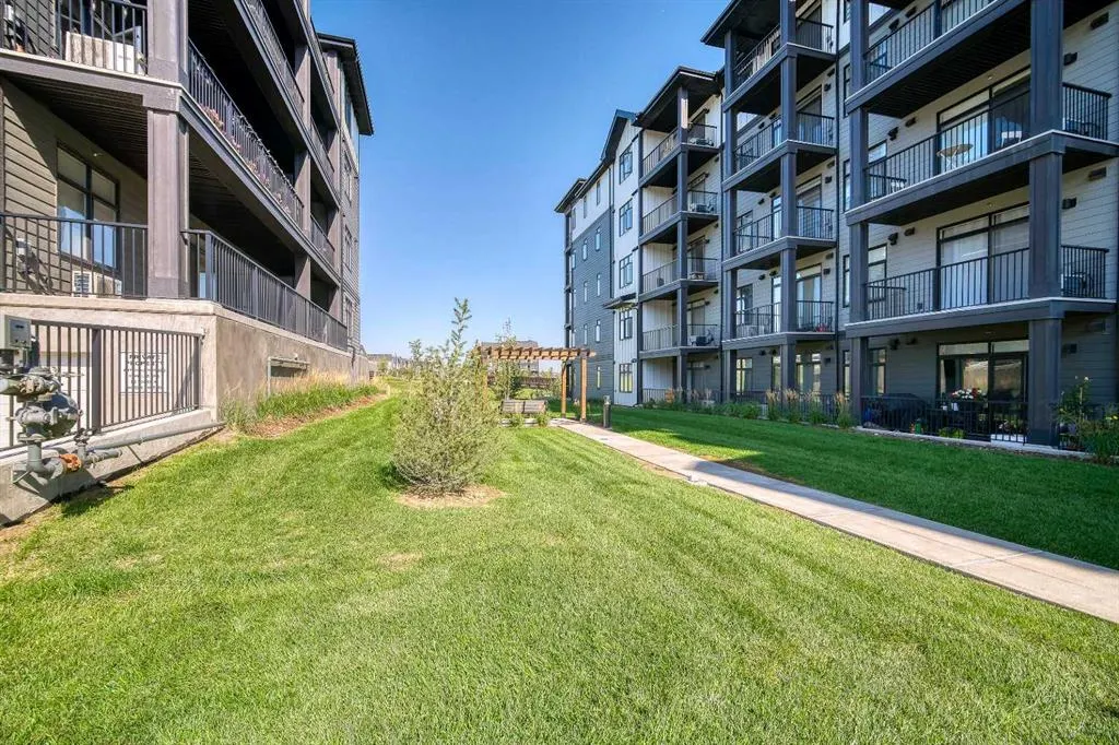 40 Sage Hill Walk NW, #314