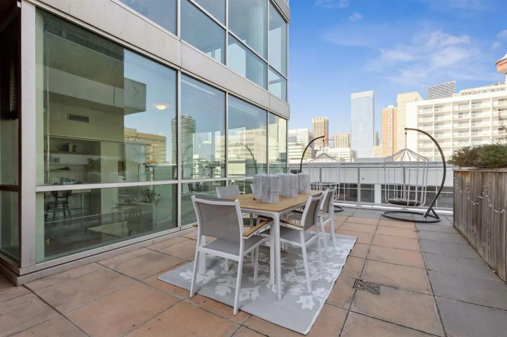 135 13 Avenue SW, #402