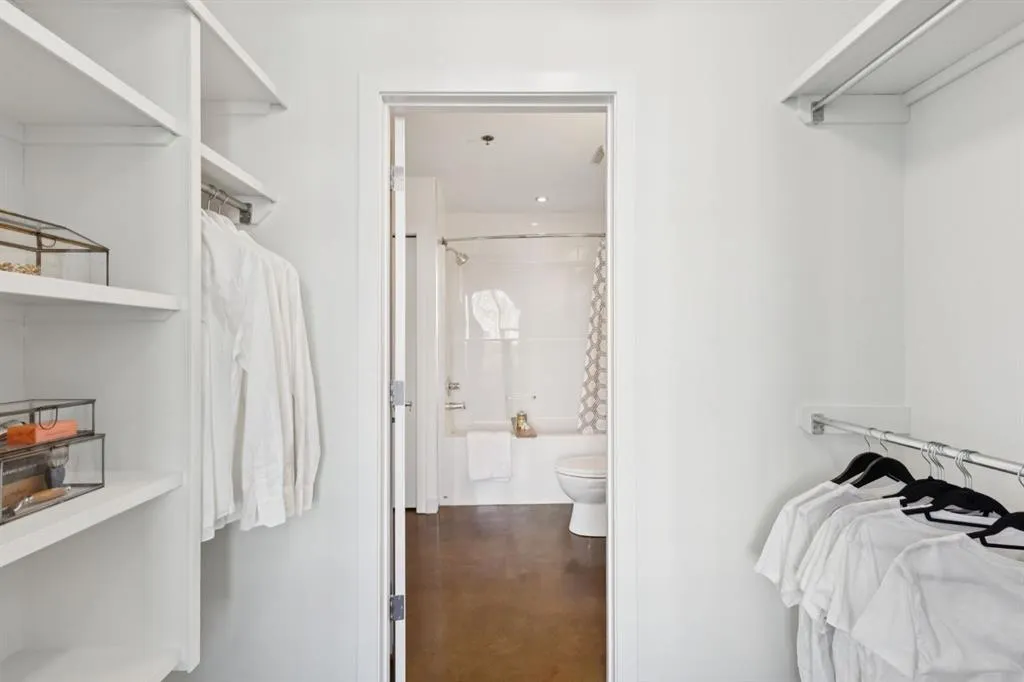 135 13 Avenue SW, #402