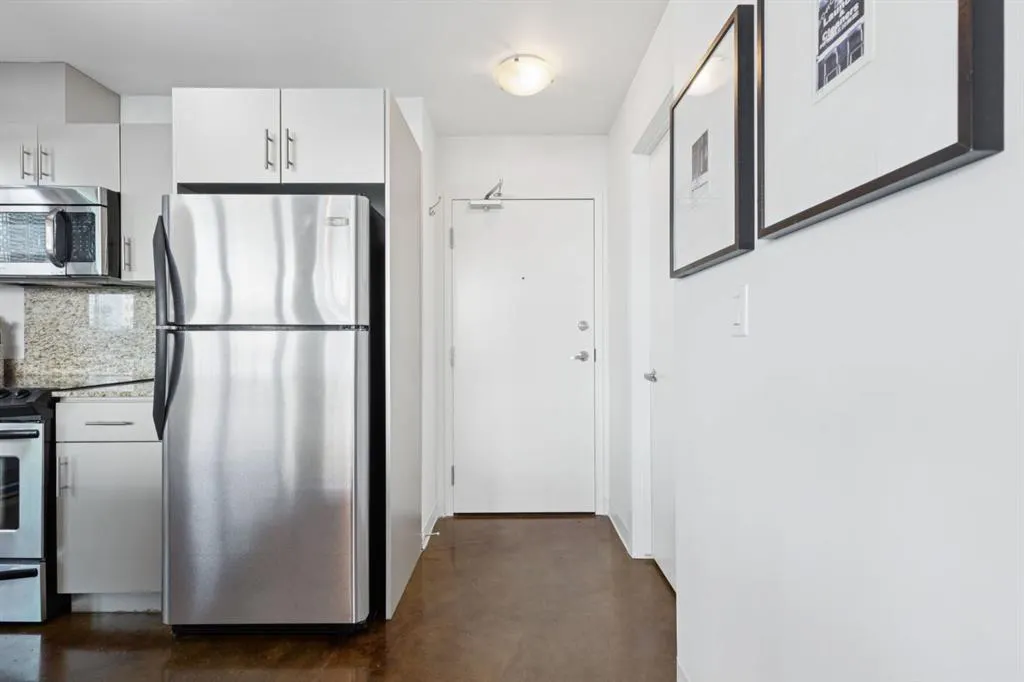 135 13 Avenue SW, #402