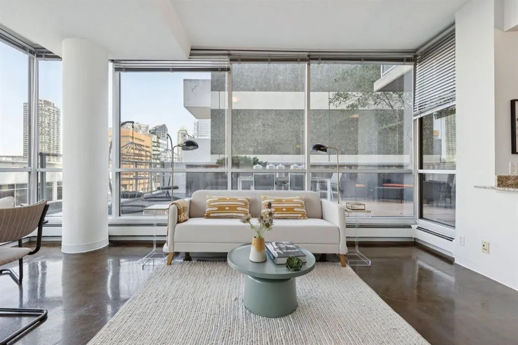 135 13 Avenue SW, #402