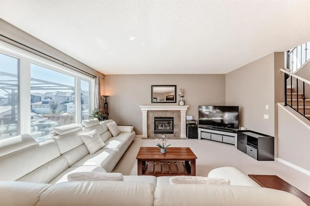 3 Saddlecrest Terrace NE