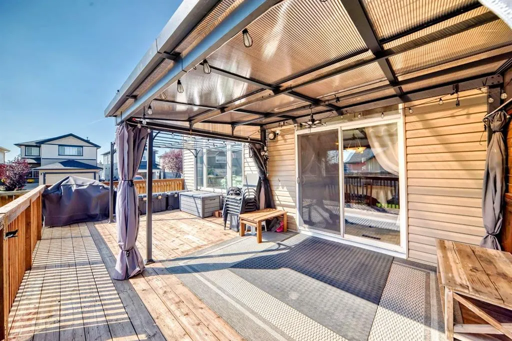 3 Saddlecrest Terrace NE