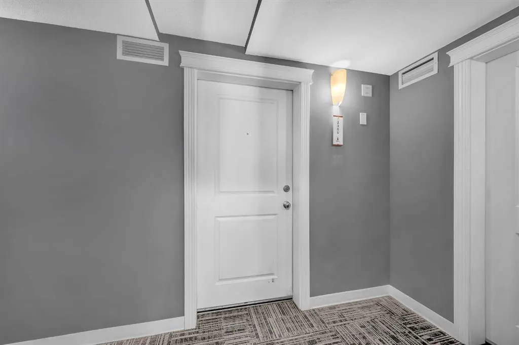 240 Skyview Ranch Road NE, #2305