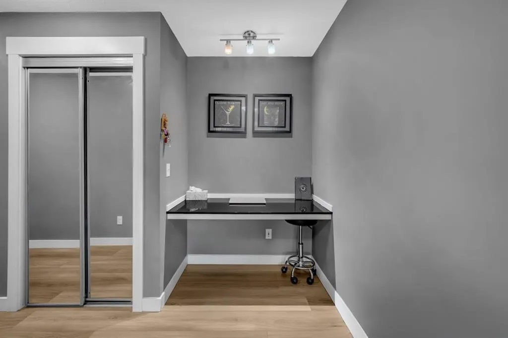 240 Skyview Ranch Road NE, #2305