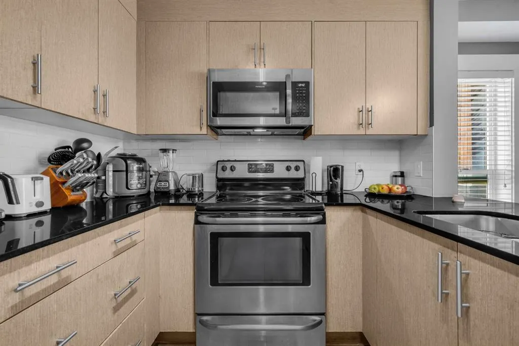 240 Skyview Ranch Road NE, #2305
