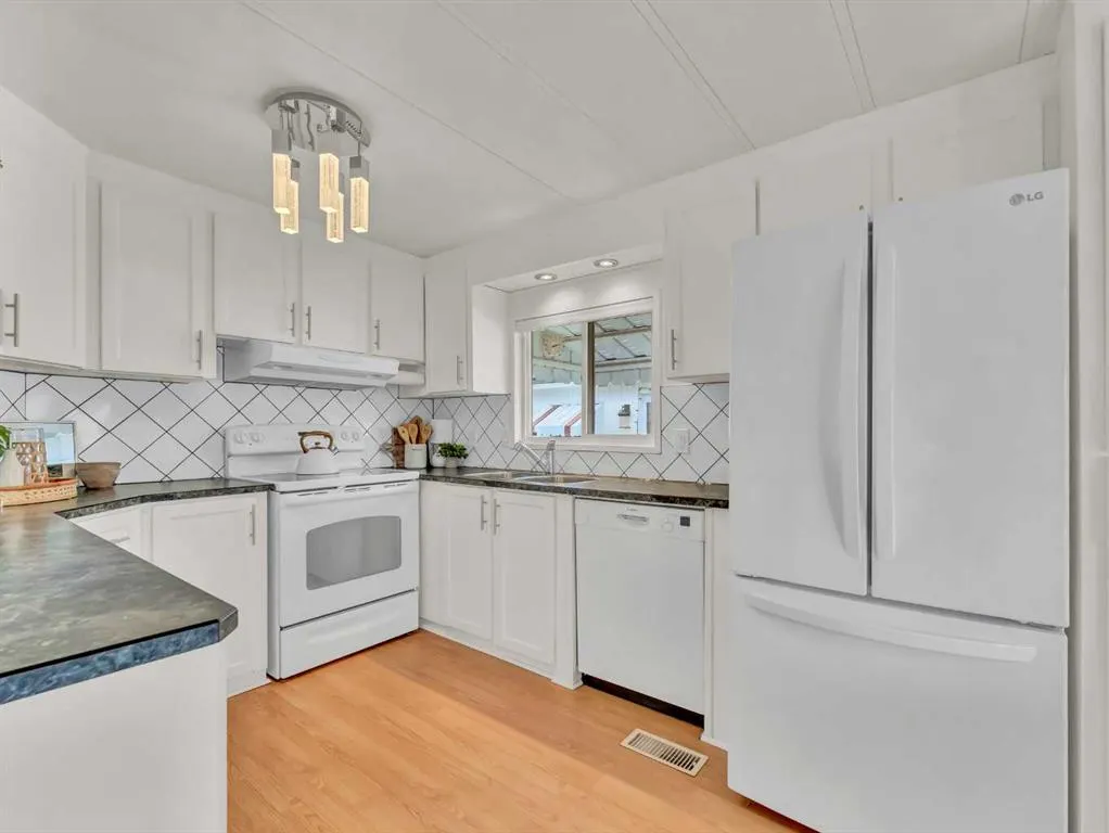 135 Anson Avenue SW