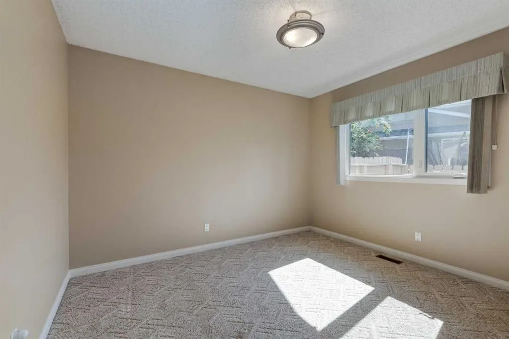 116 Lake Tahoe Green SE