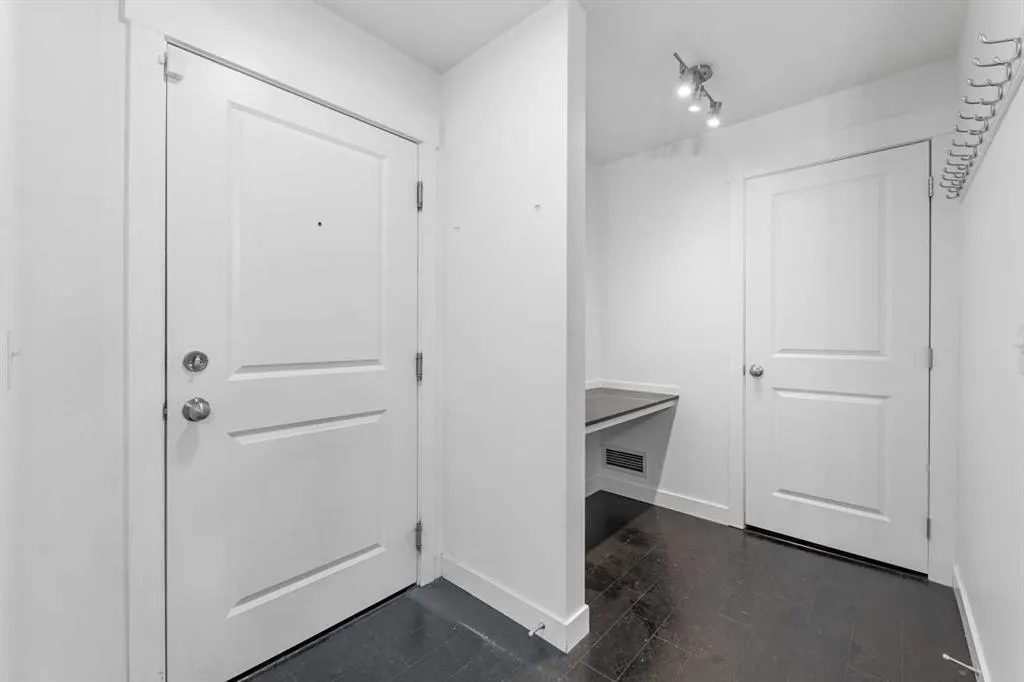 240 Skyview Ranch Road NE, #2103