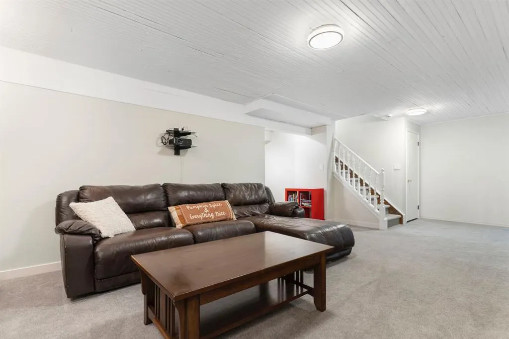 11 Glenport Road