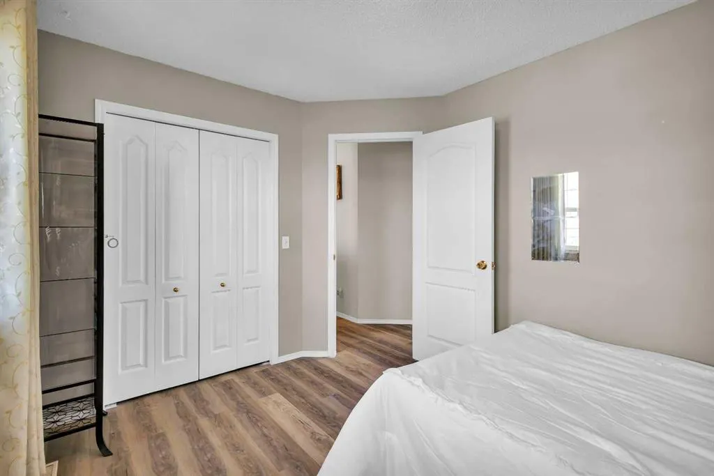 14 Arbour Stone Rise NW